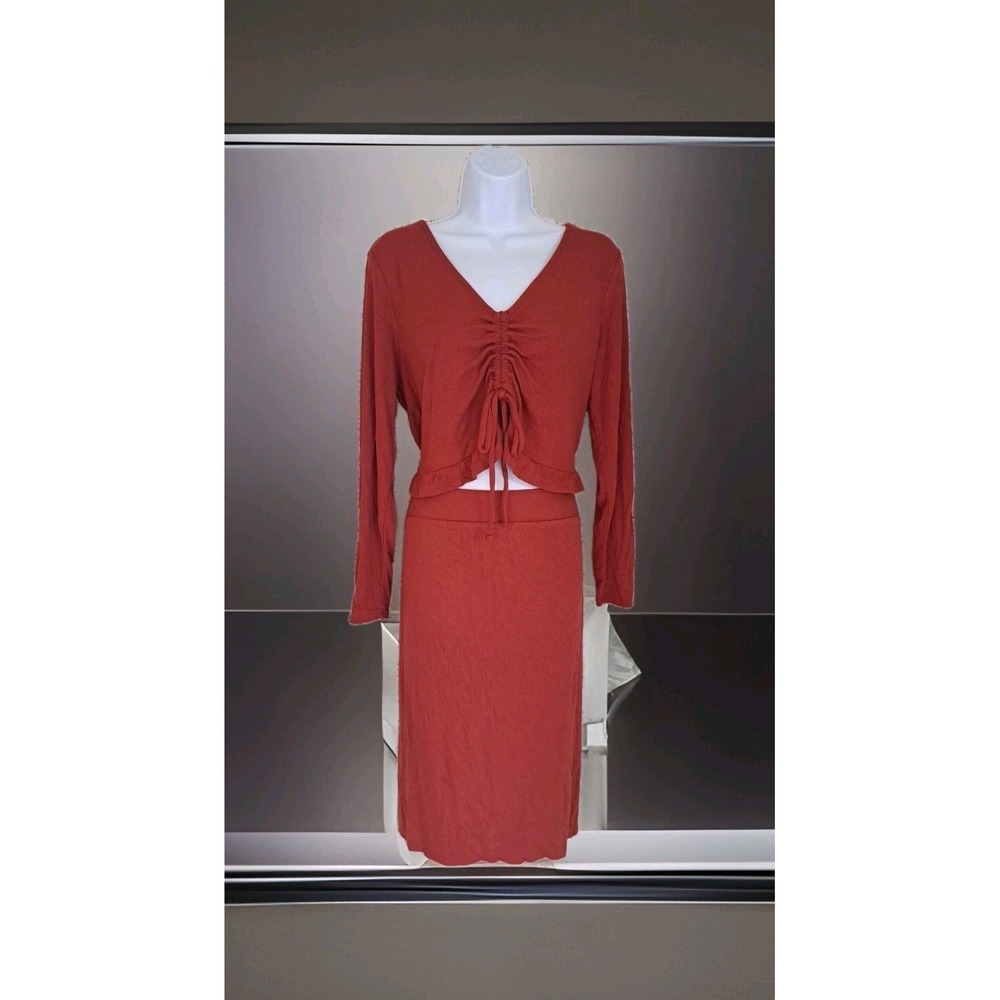 Isabel Maternity 2-pc. Outfit XL‎ Rust Color Long Sleeve Cropped Top & Skirt NWT
